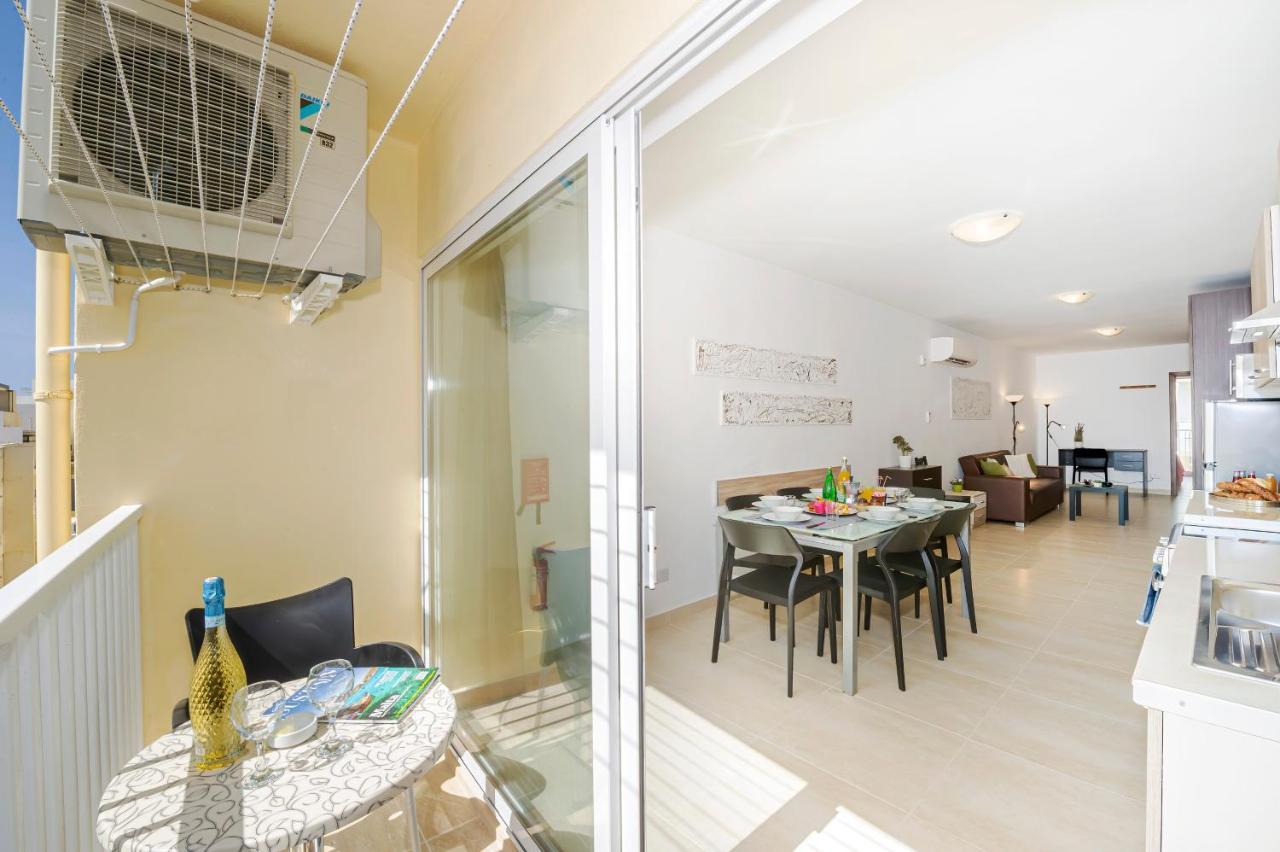 Summer Breeze Comfort Sunny Apartments Close To The Sandy Beaches - By Getawaysmalta 멜리에하 외부 사진