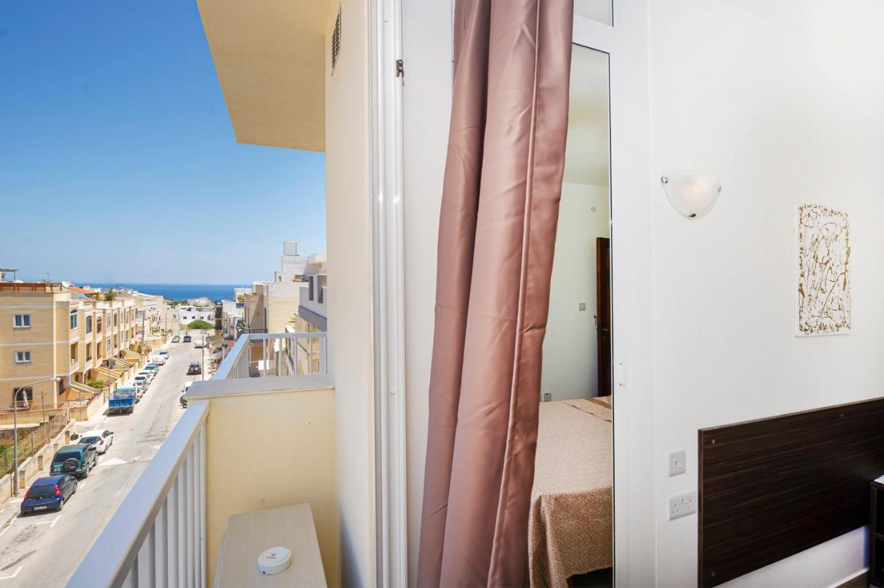 Summer Breeze Comfort Sunny Apartments Close To The Sandy Beaches - By Getawaysmalta 멜리에하 외부 사진