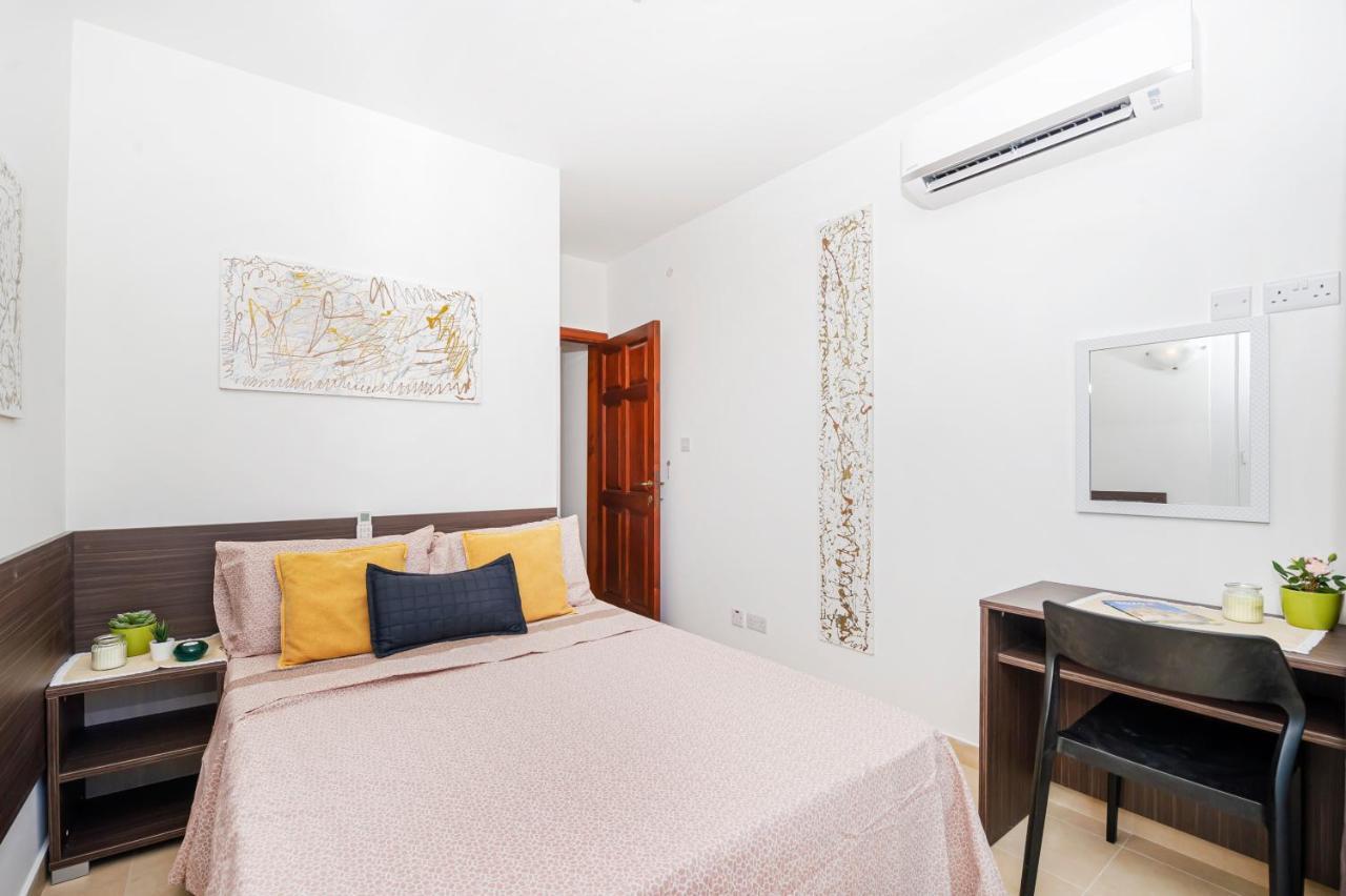 Summer Breeze Comfort Sunny Apartments Close To The Sandy Beaches - By Getawaysmalta 멜리에하 외부 사진